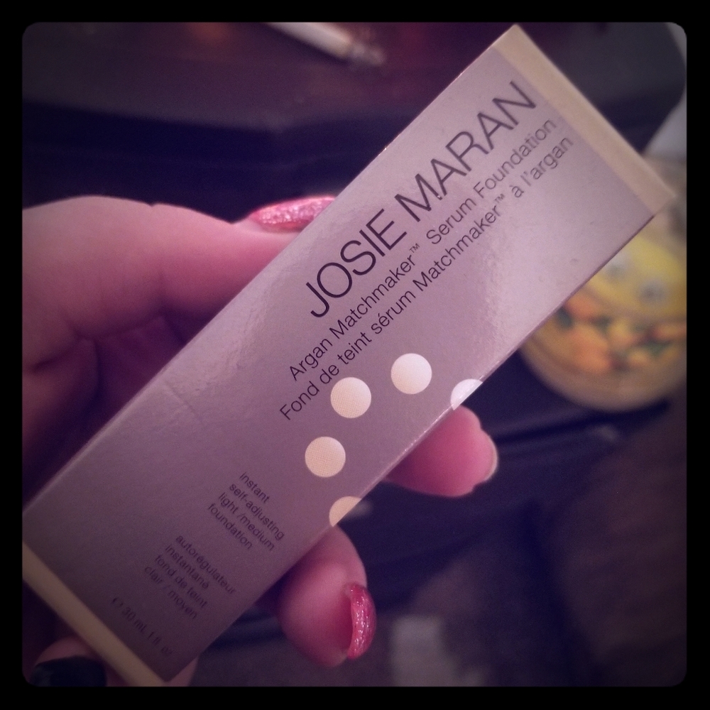 Josie maran argan match maker serum foundation